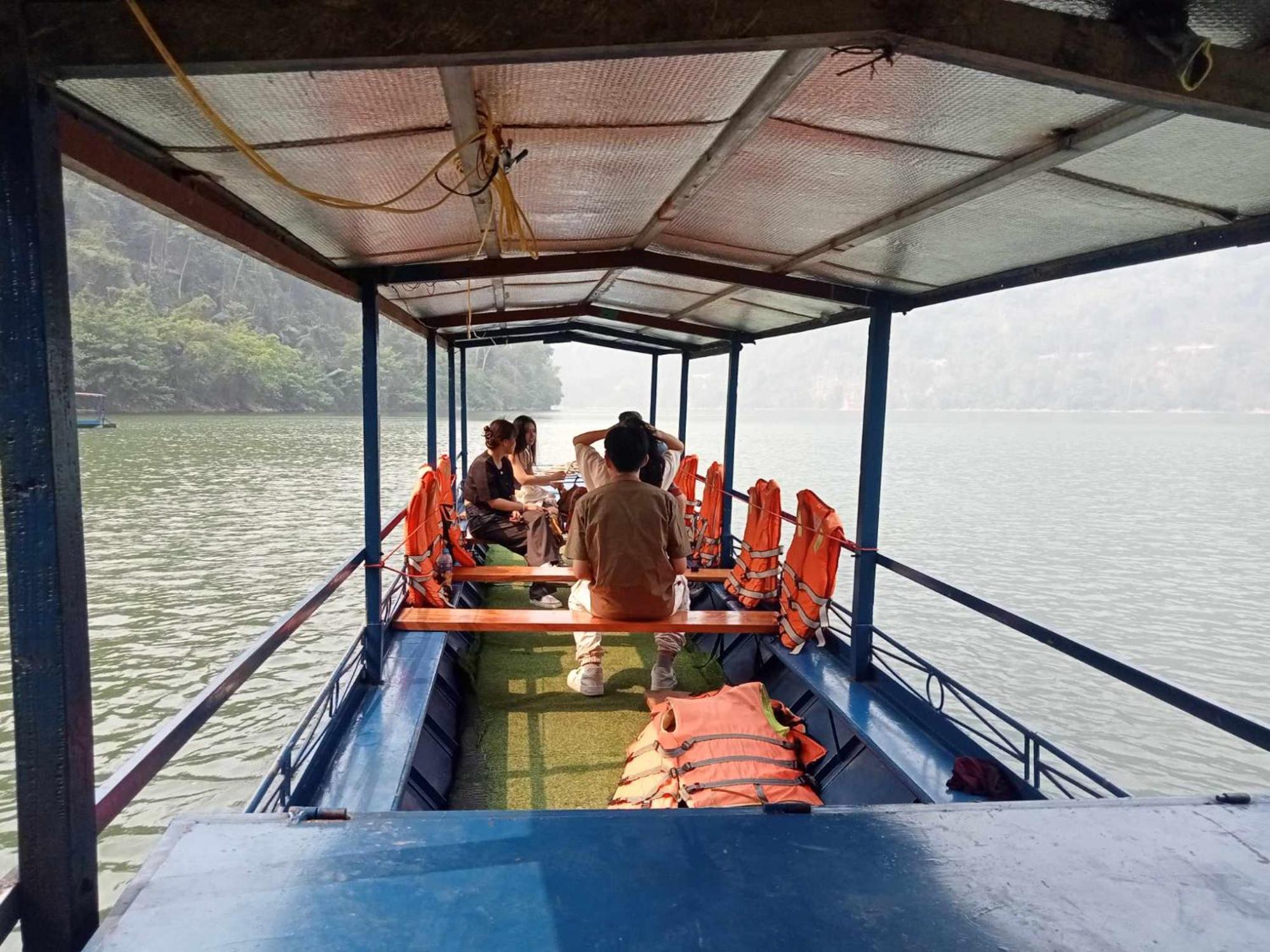 Pac Ngoi Village Homestay Ba Be 外观 照片